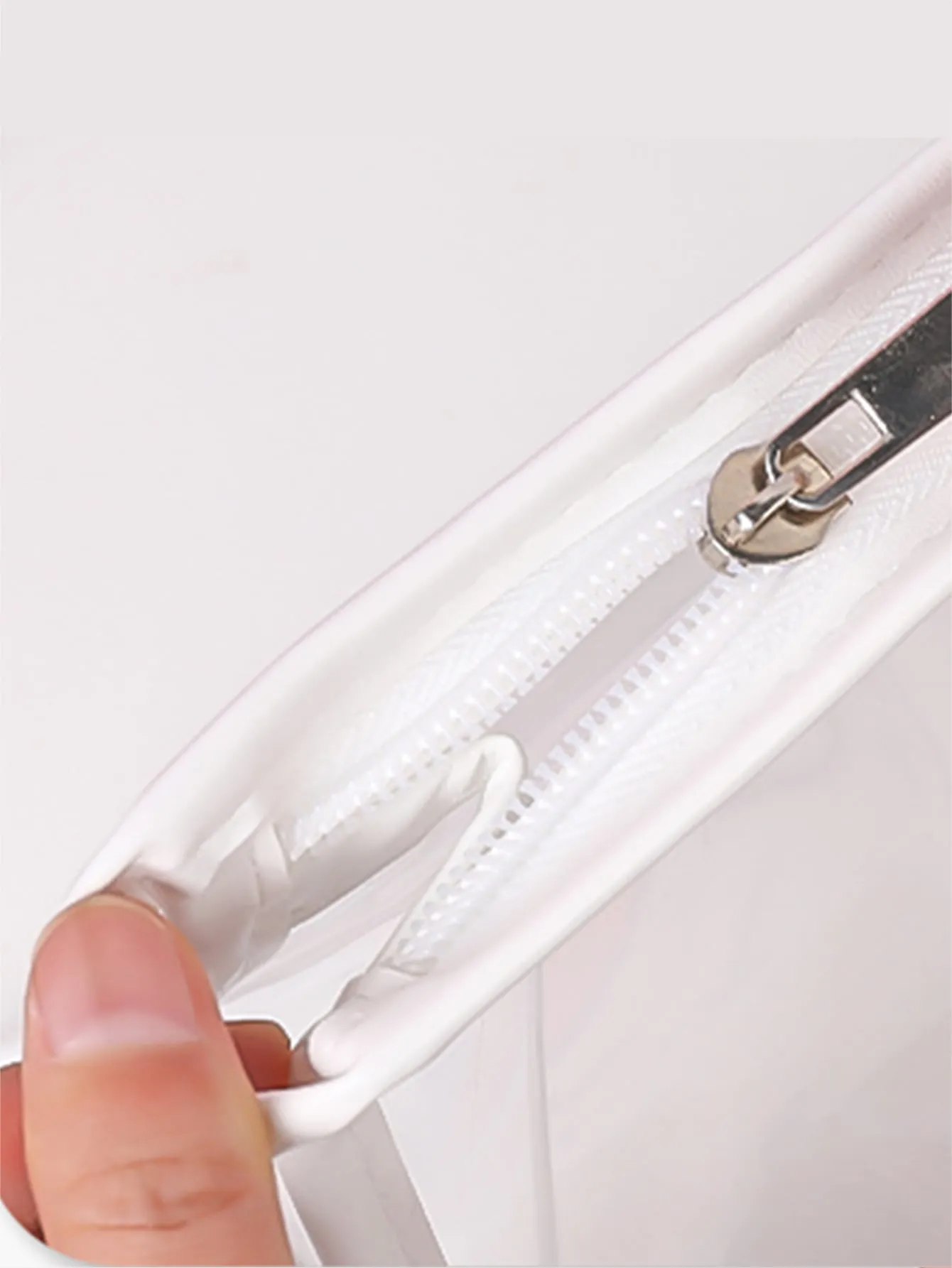 1pc Clear Waterproof Pencil Bag