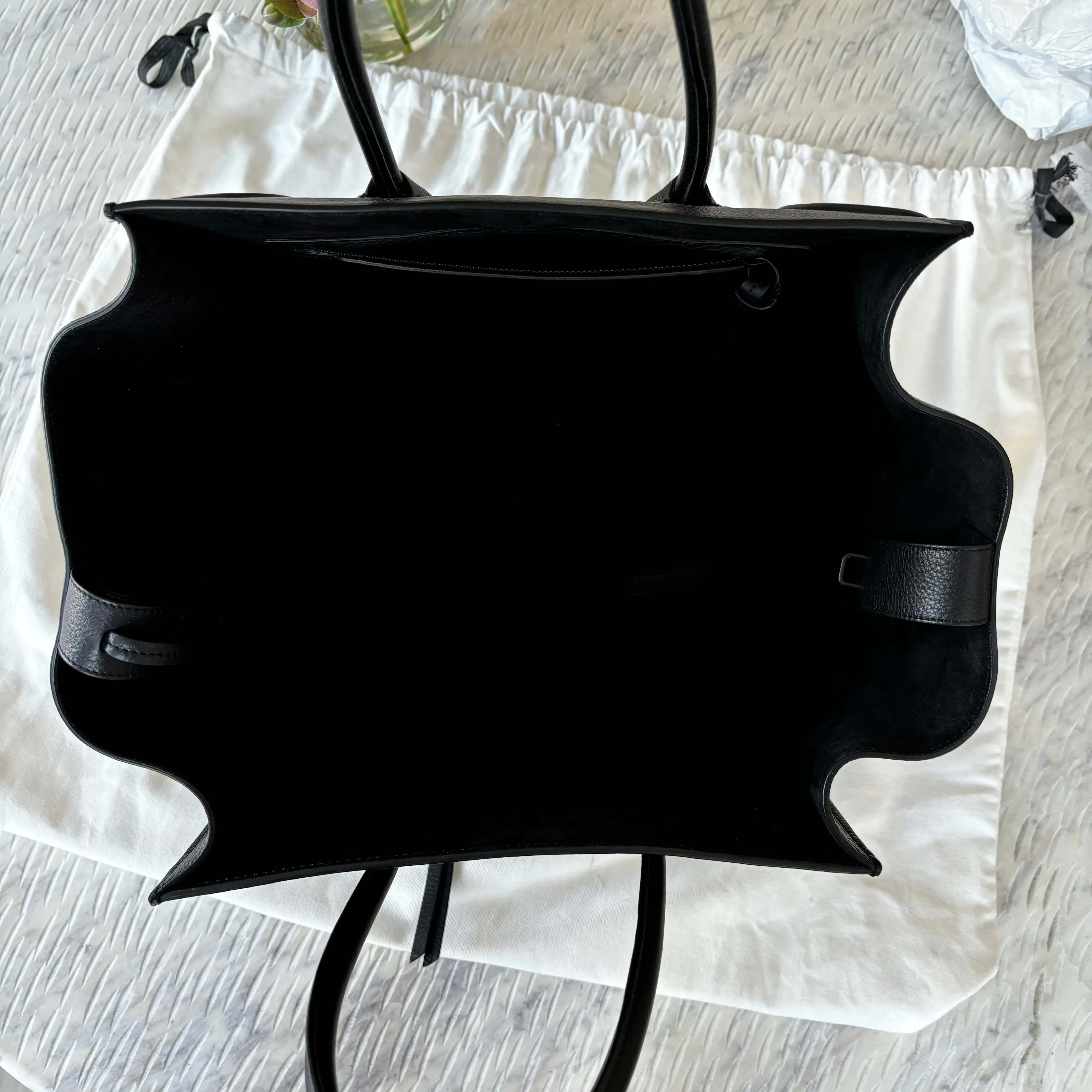 Celine Phantom Medium So Black Bag