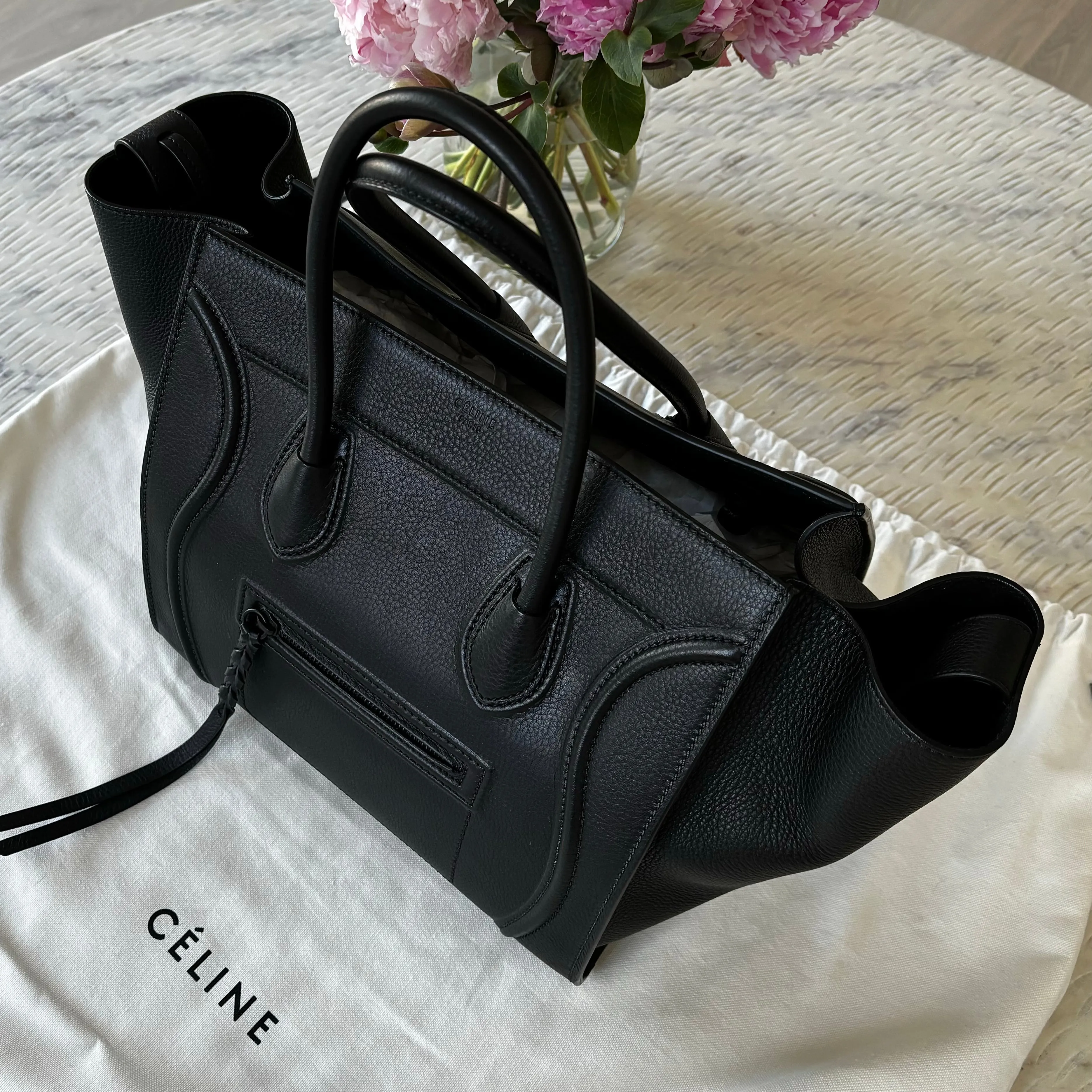 Celine Phantom Medium So Black Bag