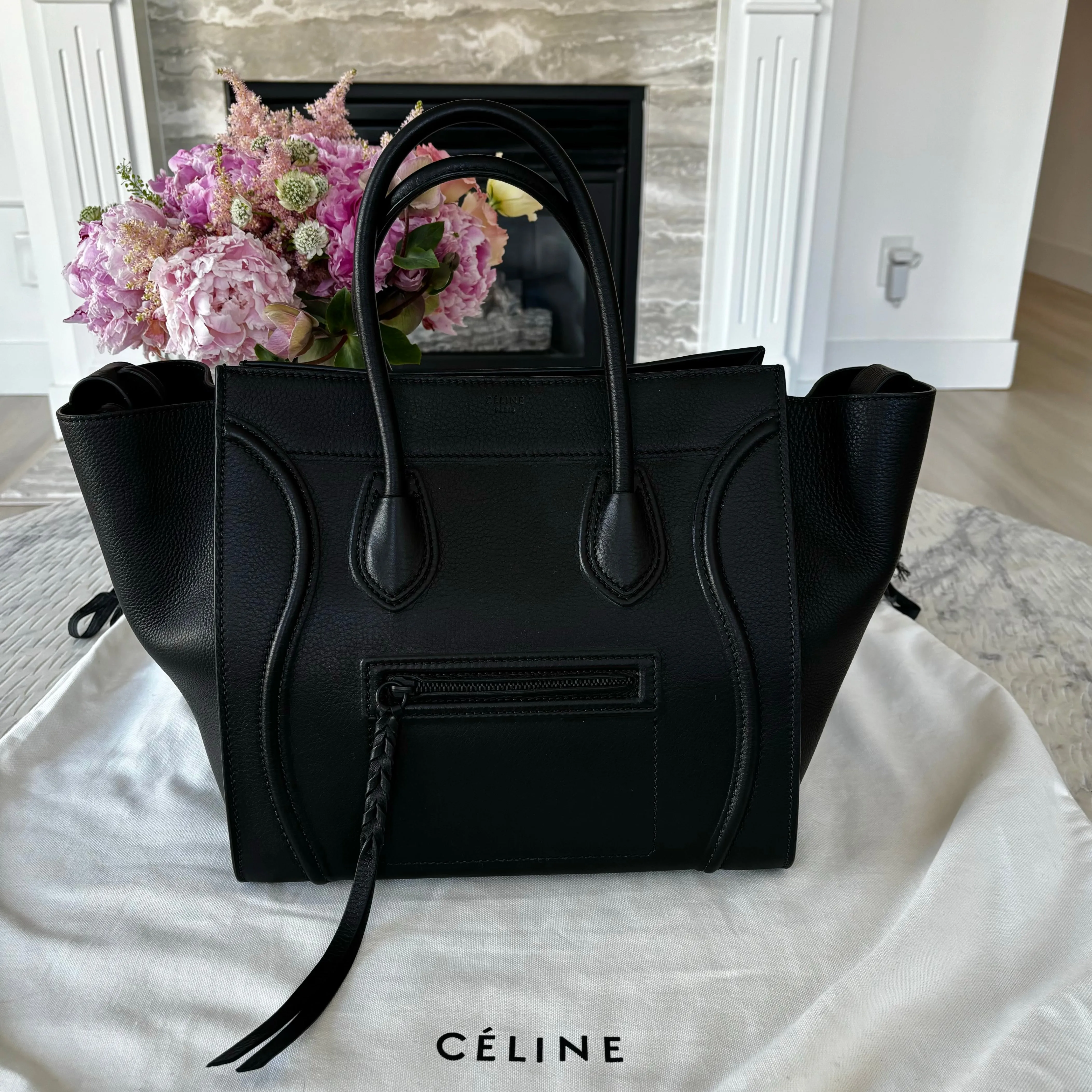 Celine Phantom Medium So Black Bag