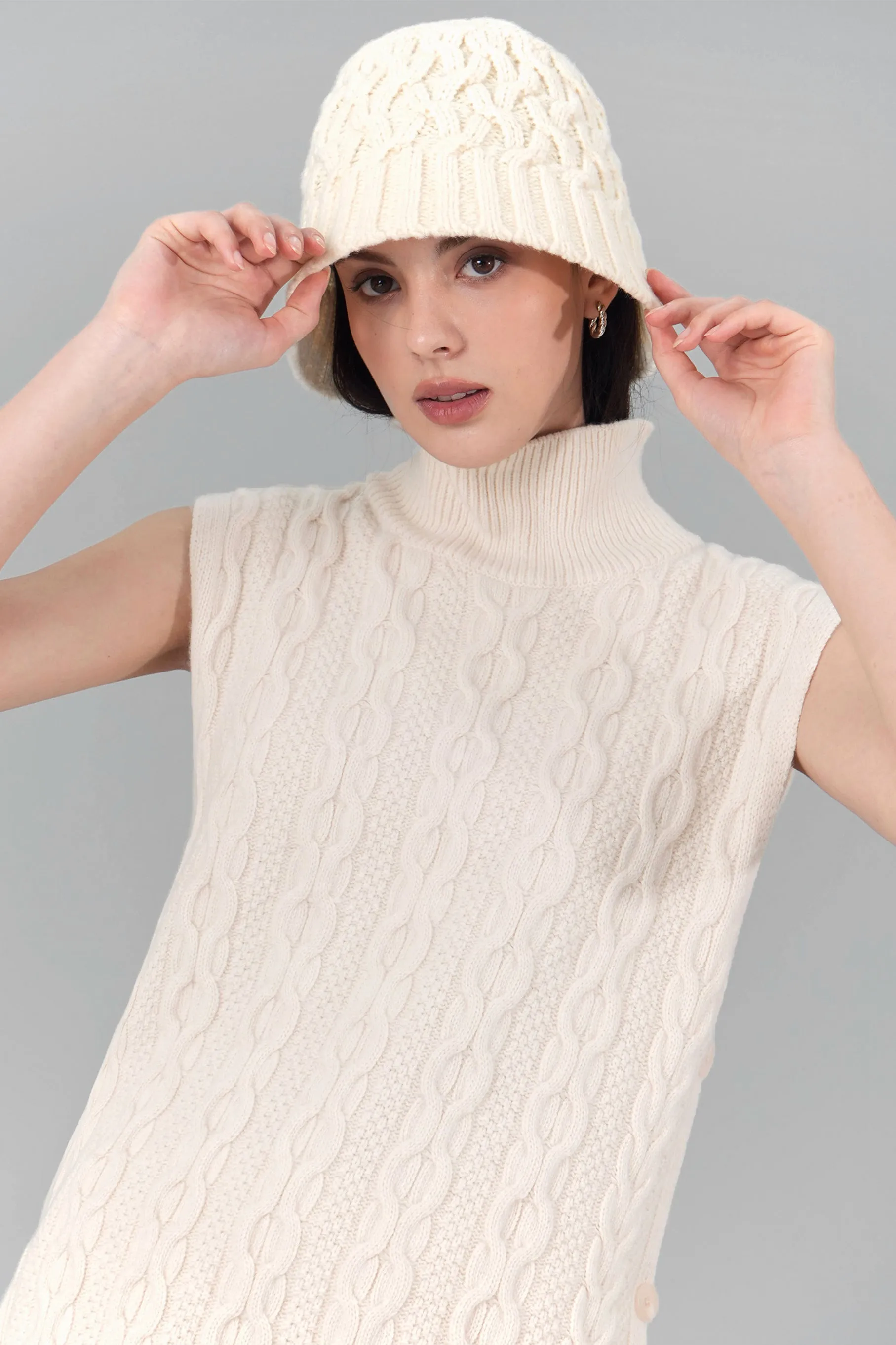 Knit Bucket Hat, Ivory