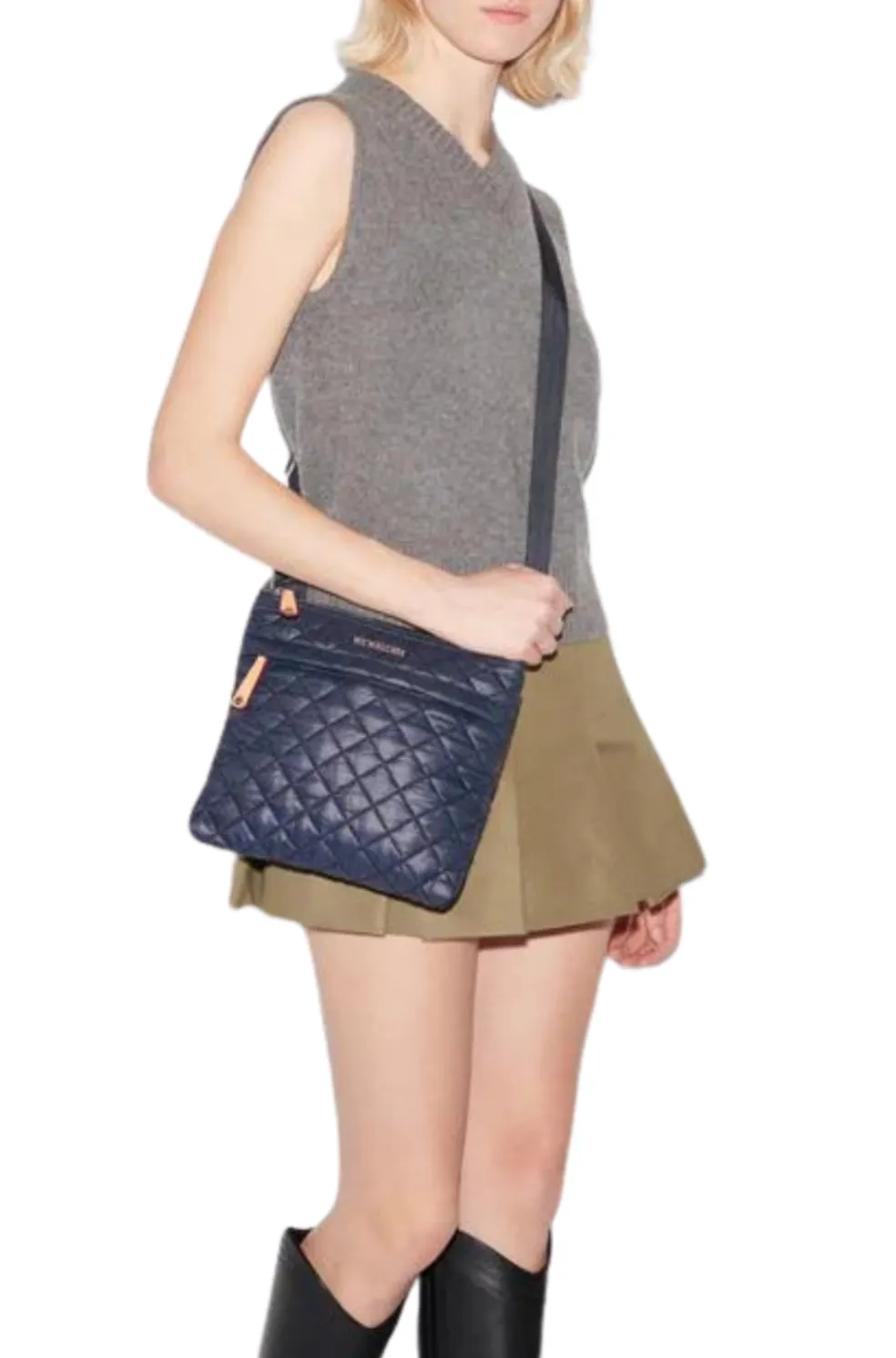 Medium Metro Flat Crossbody