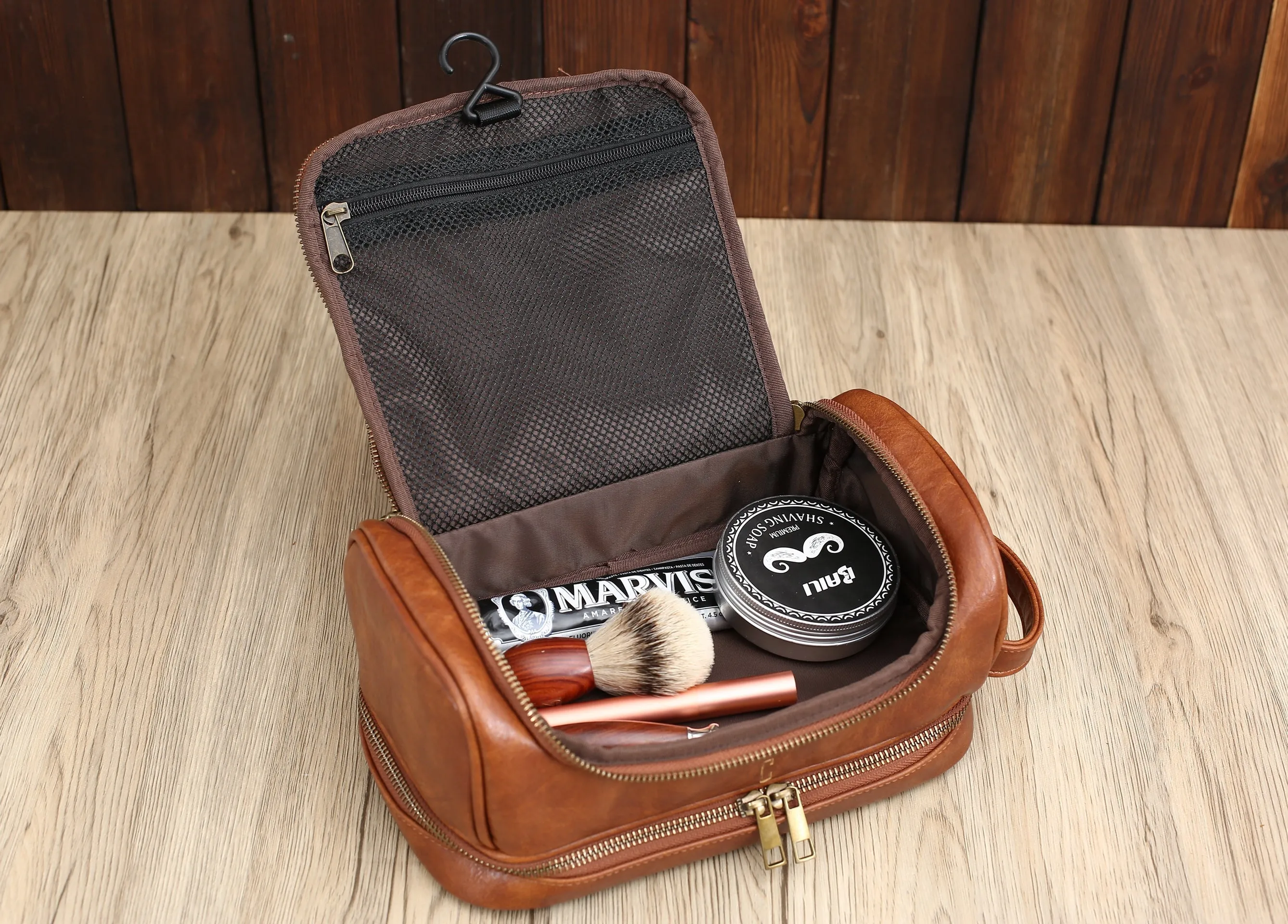 Personalised Hanging Wash Bag, PU Leather Groomsmen Gifts, Toiletry Bag