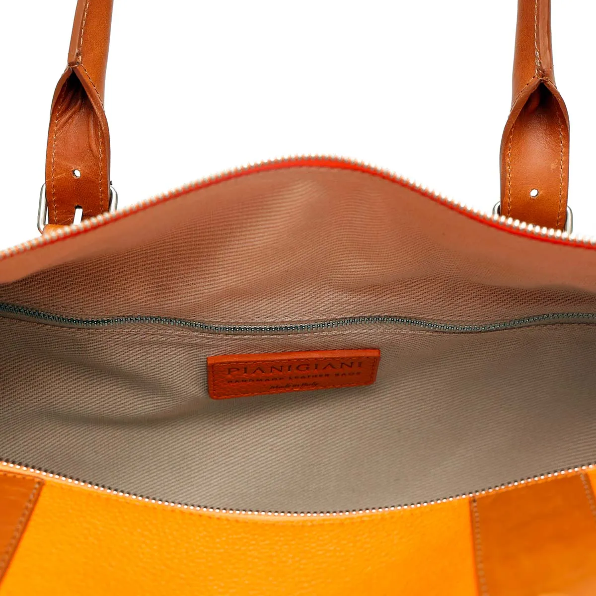 Travel Bag S in Pelle Arancio