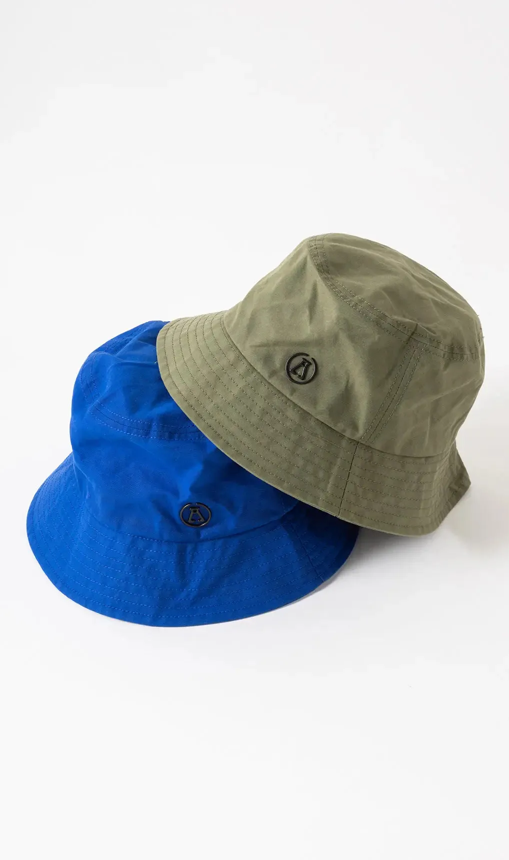 WAXED COTTON BUCKET HAT