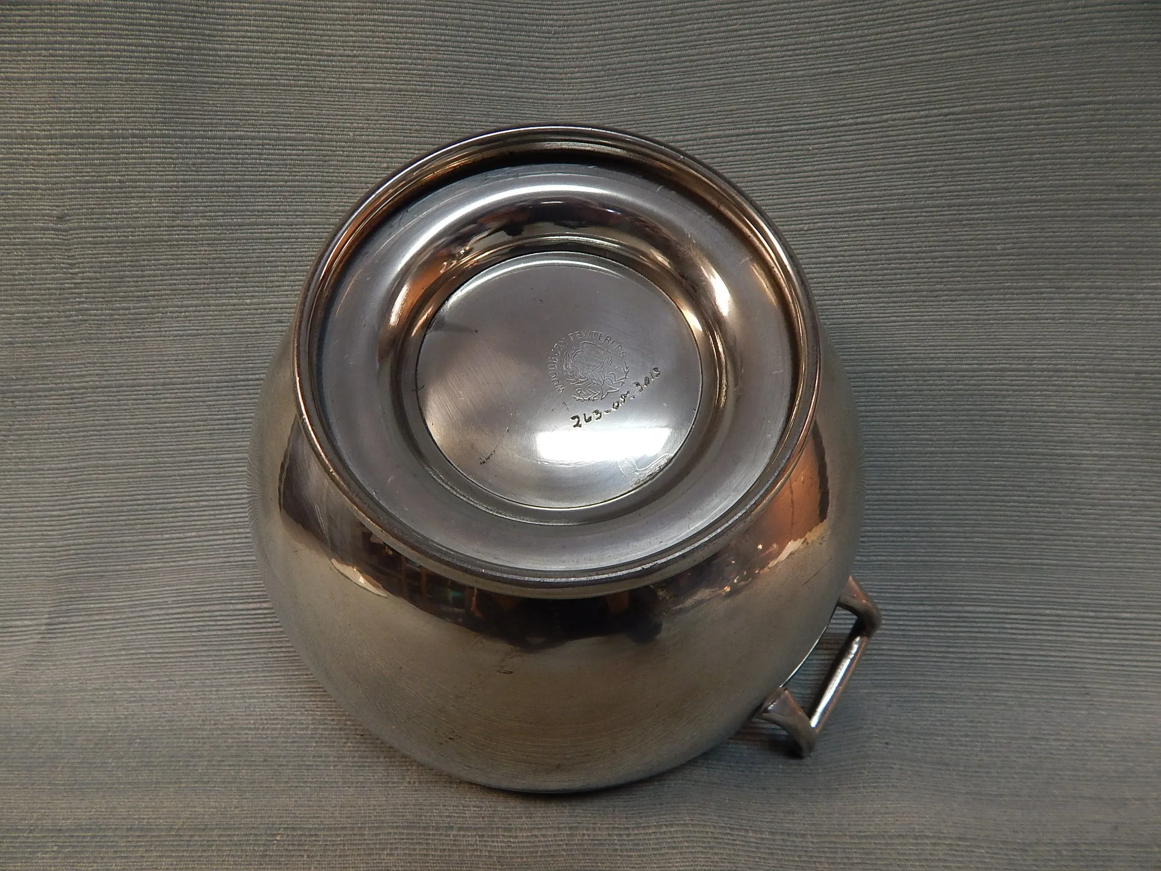 Woodbury Pewter Ice Bucket with Lid